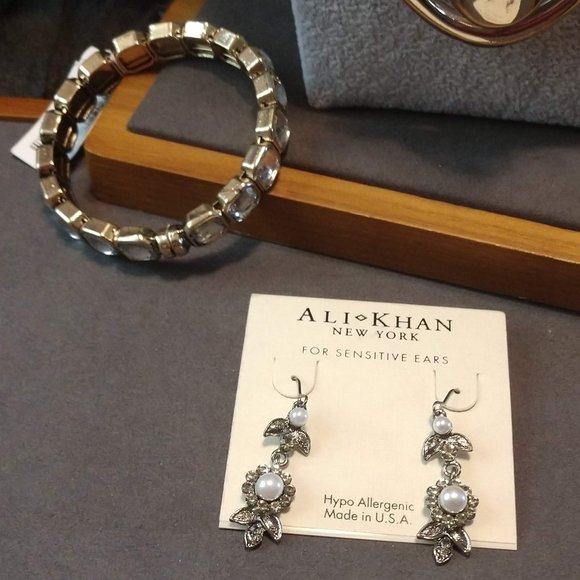 NEW Jewelry Bundle - Picture 4 of 9